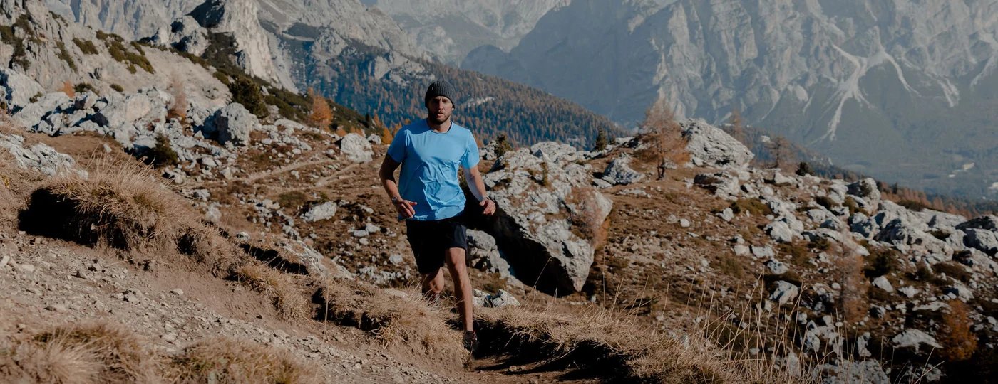 T-shirt bleu running montagne Homme Verjari