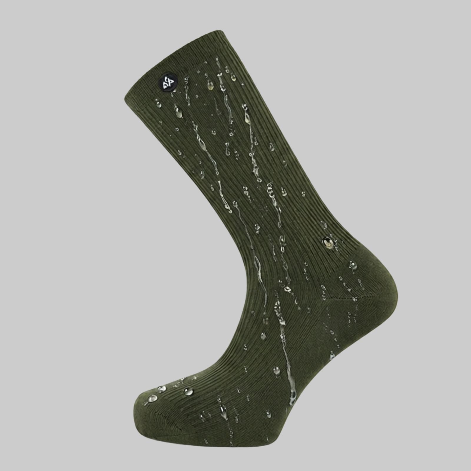 Chaussettes techniques Verjari avec effet déperlant protégeant contre l'humidité lors des randonnées, marches sportives et aventures en plein air.